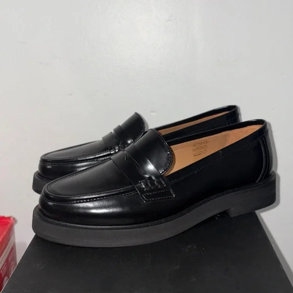 Women’s Flattered Classic Black Loafers size 36 - Picture 3 of 7